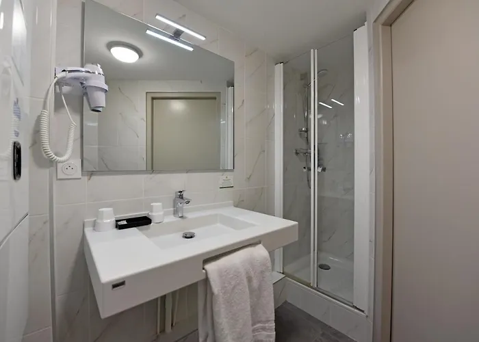 Du Parc 3* Lyon