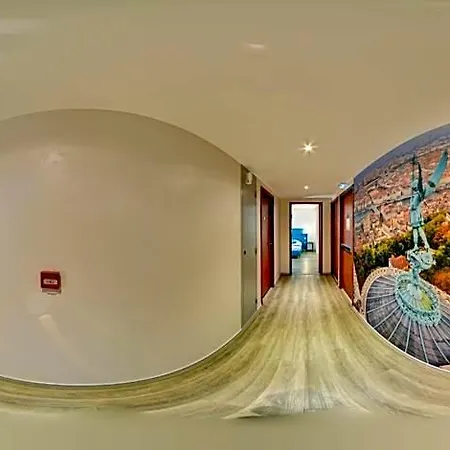 Du Parc 3* Lyon