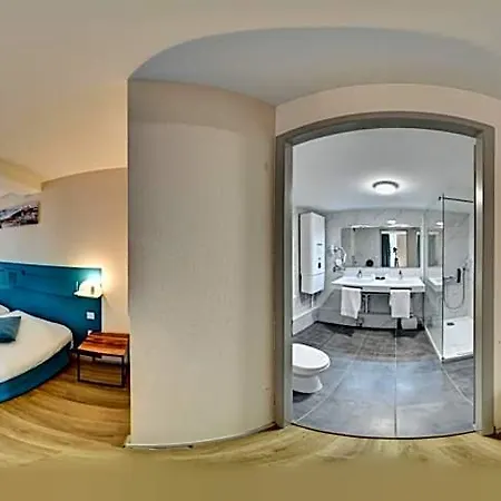 Du Parc 3*