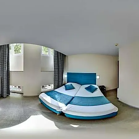 Du Parc 3* Lyon