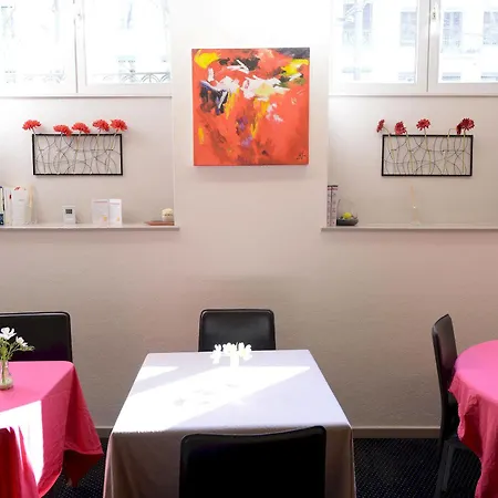 Hotel Du Parc 3*
