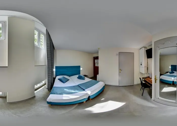 Du Parc Hotel 3*